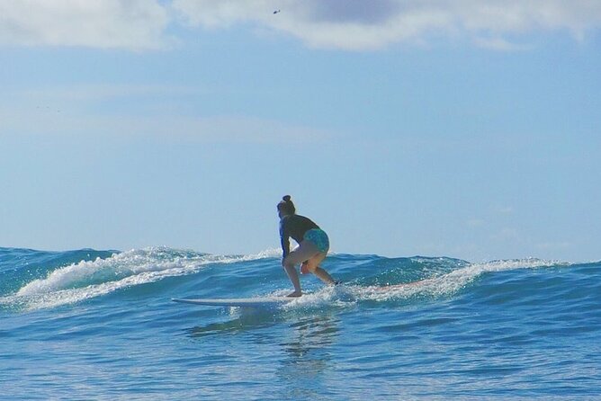 1.5-Hour Private Surfing Lesson in Honolulu - Reef footwear, comfort, and small practical concerns