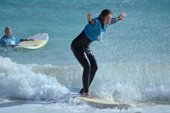 1 Day Surf Lesson Beginner - Equipment, insurance, and what the price covers