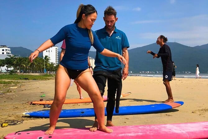 1 Hour Taster Surf Lesson at My Khe Beach - The first ten minutes: learning on the sand