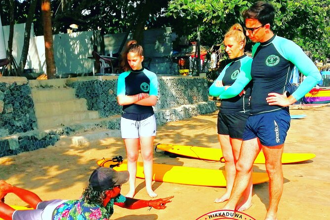 1 Week Surf Package (shared wooden dorm) - up to 4 guests - Shared dorm living and the Hippy Surfcamp atmosphere