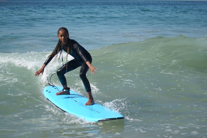 2-Hour Group Surf Lesson in Venice Beach - The first 20 to 30 minutes on the beach