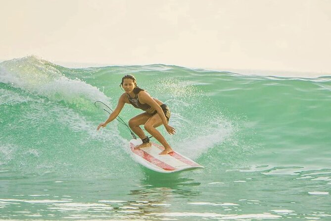 2 Hours surf lesson on Kata Beach - The first 10 to 15 minutes on the beach