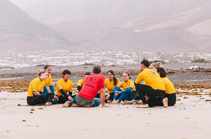 2 Hours Surfing Lesson in Lanzarote - Who can join the lesson