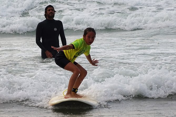 2 peoples Personal Surf Lesson in Biarritz - Equipment and preparation on the beach