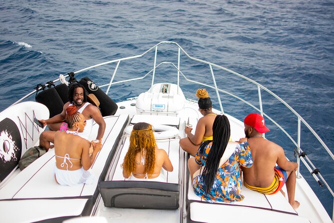 4-Hours Private Luxurious Yacht Snorkelling and Paddle Surf - Key points to know before booking