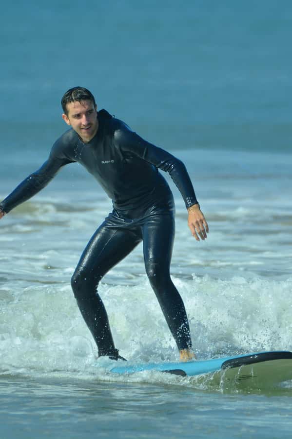 Agadir: Beginner Surf Lesson – Equipment Included - Conditions, scheduling, and the best attitude
