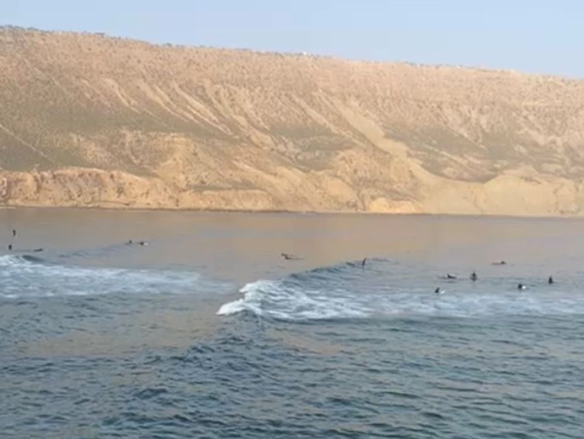 Agadir: Beginner Surf Lesson & Experience in Morocco - Equipment, comfort, and what to pack