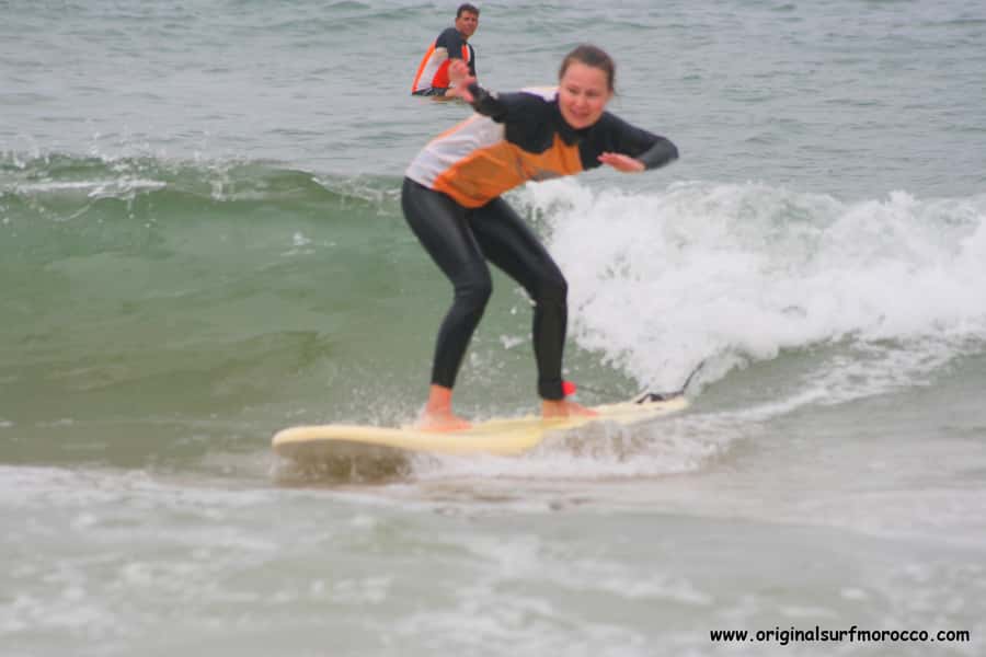 Agadir: Taghazout Beach Surf Lesson with Lunch and Transfer - The afternoon surf session