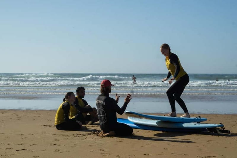 Algarve: 2-Hour Beginner Surf Lesson - Beach briefing, warm-up, and board basics