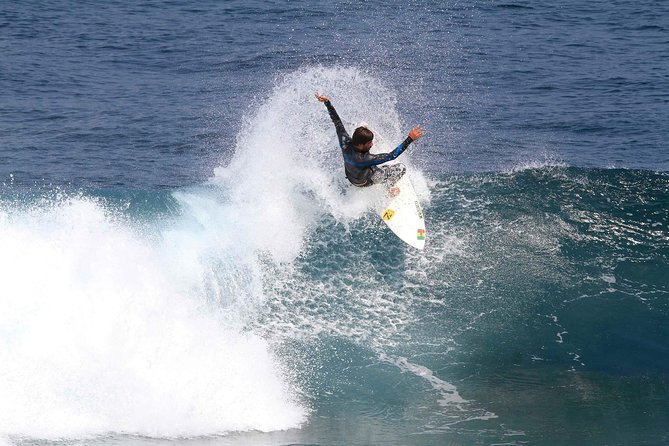 Aulas de Surf - Children, adults, and mixed groups