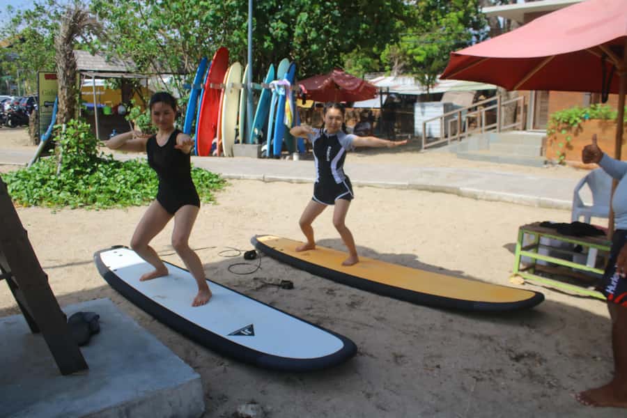 Bali: Beginner and Intermediate Surf lesson Nusa Dua - Booking with sensible caution