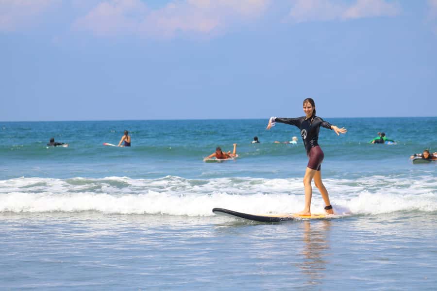 Bali: Beginner and Intermediate Surf lesson Nusa Dua - Two hours in warm Bali water
