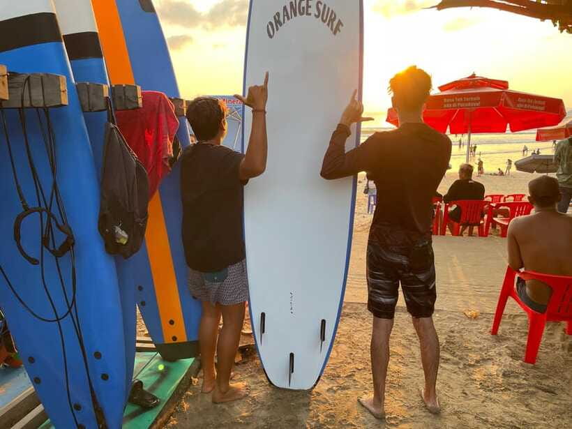 Bali: Kuta Beach Surfing Lesson (1 Hour, Local Instructor) - Who should book this lesson