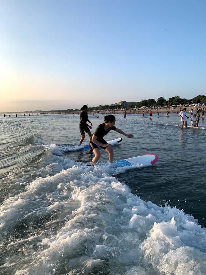 Bali: Kuta Beach Surfing Lesson (1 Hour, Local Instructor) - Cancellation and booking flexibility