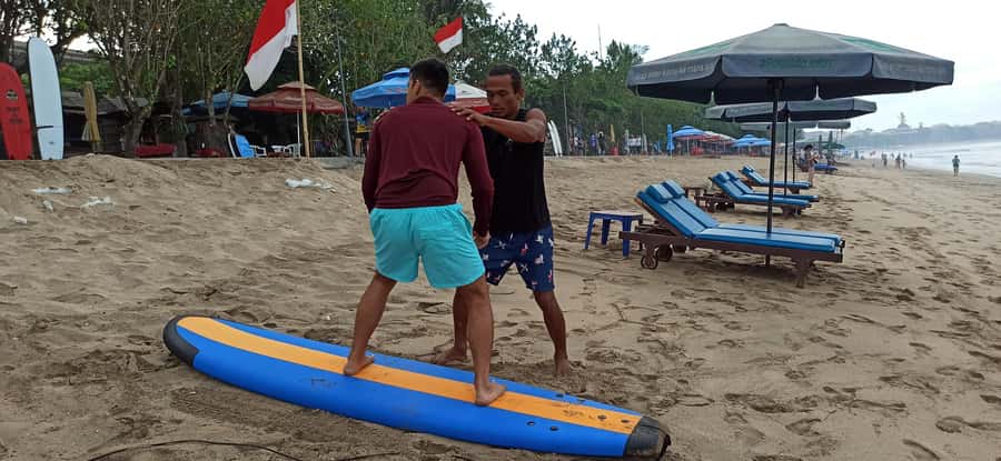 Bali: Kuta Beach Surfing Lesson (2 Hours, Local Instructor) - Two water sessions make the two hours worthwhile