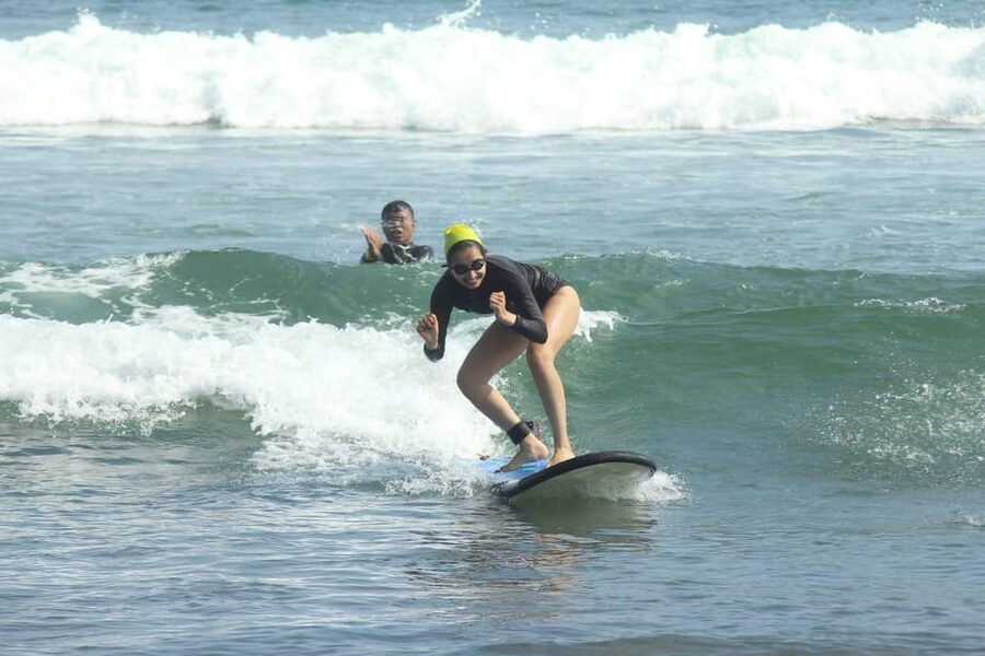 Bali: Seminyak Beach Surf Lesson Experience 2 Hour - What the first attempts may feel like