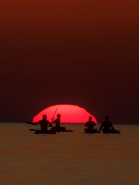 BARCELONA PADDLE SURF SUNRISE+BREAKFAST+PHOTOSVIDEOS4K+GUIDE - Returning to shore for a Barcelona breakfast