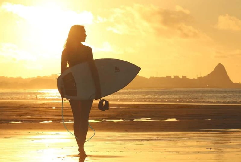 Barcelona: Sunrise or Sunset Paddle Surf with Photos - The first lesson: finding balance without rushing