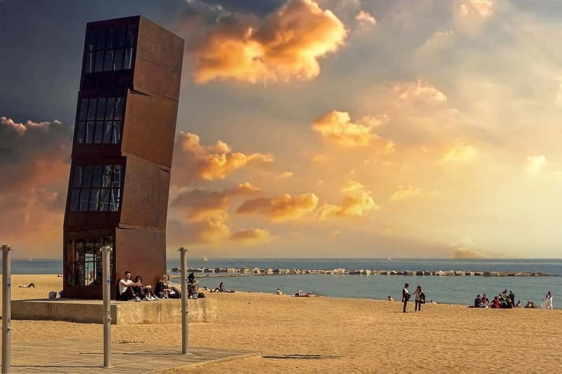Barcelona: Sunrise or Sunset Paddle Surf with Photos - Photos and videos without carrying your phone