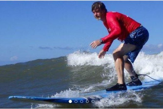 Beginner Group Surf Lesson on Maui South Shore - A closer look at the teaching