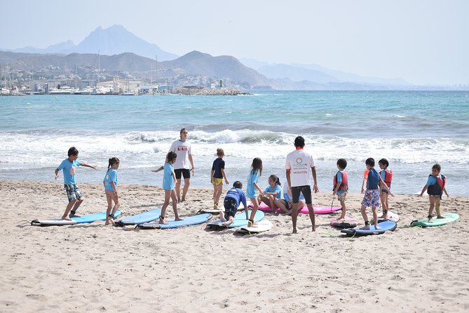 Beginner Surf Course - Two hours on the El Campello breakers