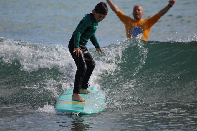 Beginner Surf Course - Getting ready at Campello Surf Club