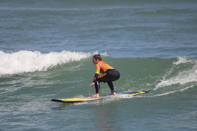 Beginner Surf Lesson in Lima, Perú - The water session and your chances of standing