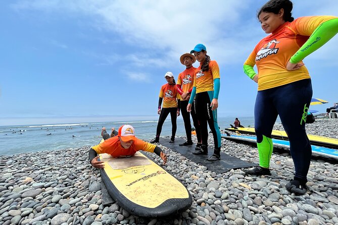 Beginner Surf Lesson in Lima, Perú - Safety, fitness, and language considerations