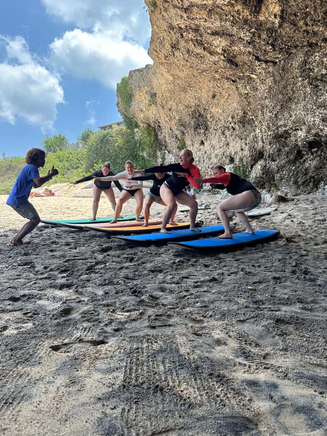 Best Surf Lesson around Uluwatu - Booking details and sensible preparation