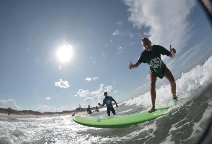 Byron Bay: 2 Hour Private Surf Lesson with Instructor - Key points at a glance