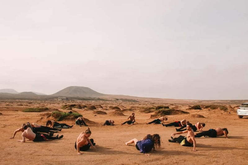 Come surf with me! Sealover Surfschool - Meeting at C. el Hierro, 39