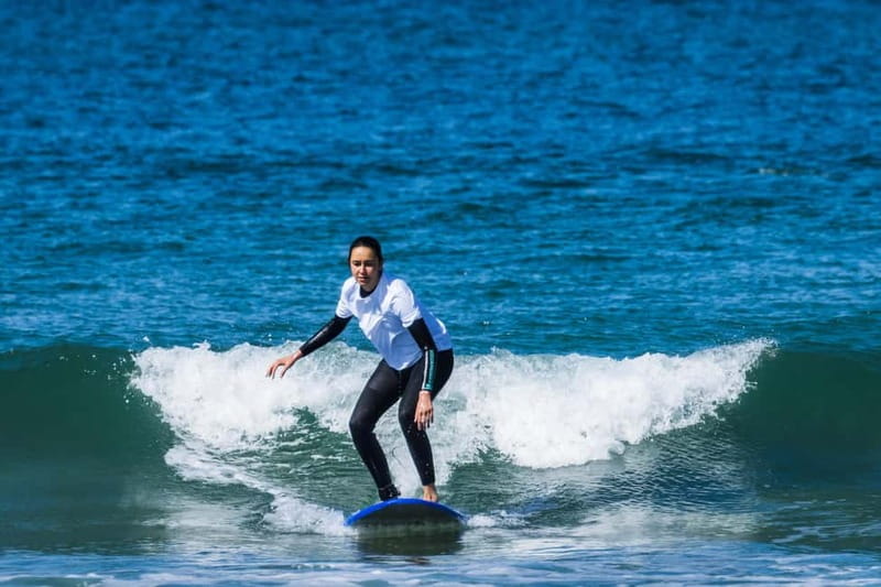 Costa da Caparica: Surf Lesson 2 hour All levels - Cancellation and timing choices
