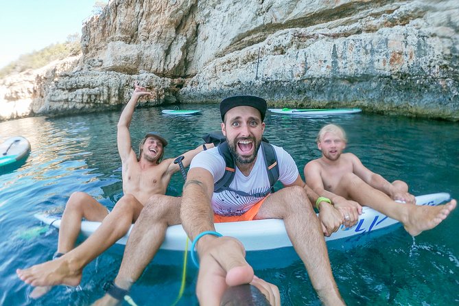 Discover the best corners of the island in paddle surf - A calm outing with room for fun