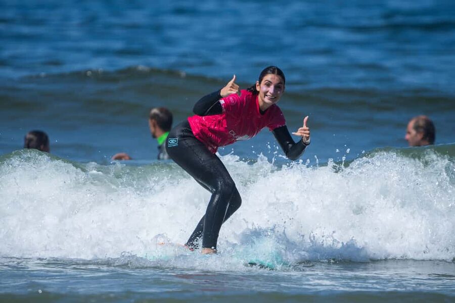 Duckdive - Surf Class in Caparica - A two-hour lesson built around your level