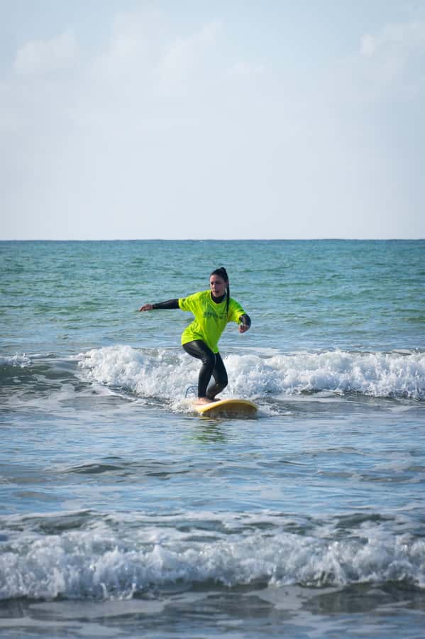 Essaouira: Surf Lesson with changing rooms & Hot showers - Starting at Flyin’ Surf, 50 meters from the beach