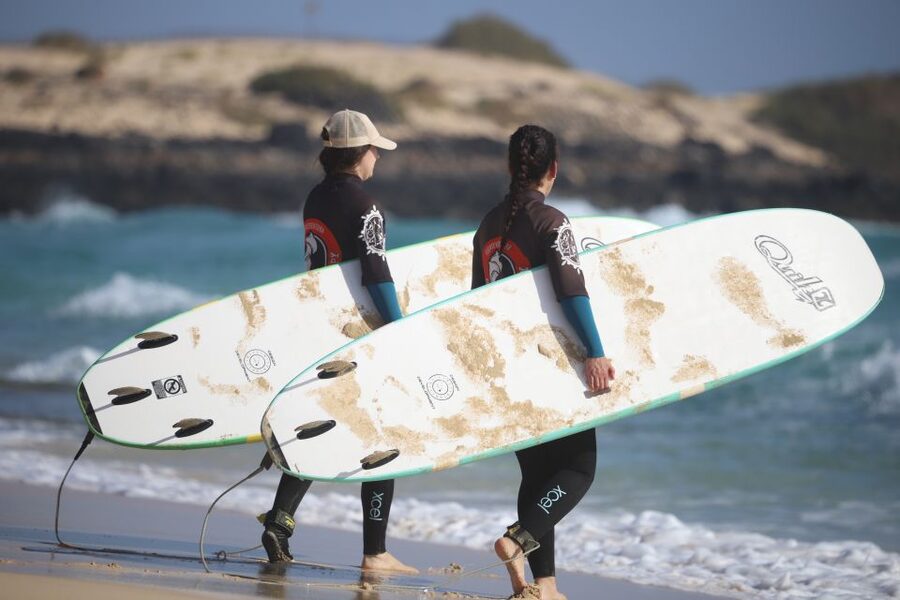 Fuerteventura : Corralejo Surf Lesson - Why Corralejo is a good place to start surfing