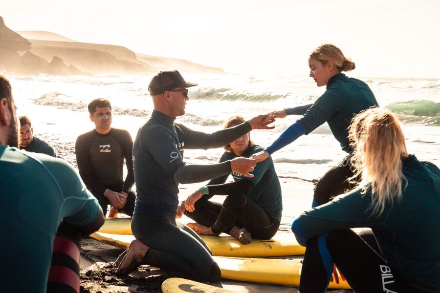 Fuerteventura: Surfing Lesson in the south of Fuerteventura - Hotel pickup and meeting arrangements