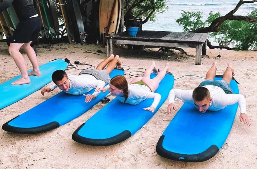 Gili Trawangan: Private Beginner & Intermediate Surf Lessons - What to bring for a comfortable session