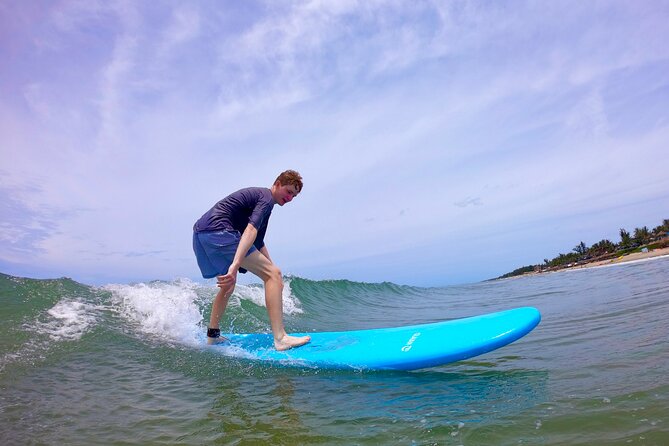 Go Surfing In Danang AND Hoi An - Learning with Rob and Tom