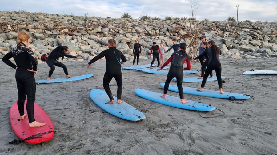 Greymouth: 2-Hour Beginner Surf Lesson - Tides, weather planning, and what to bring