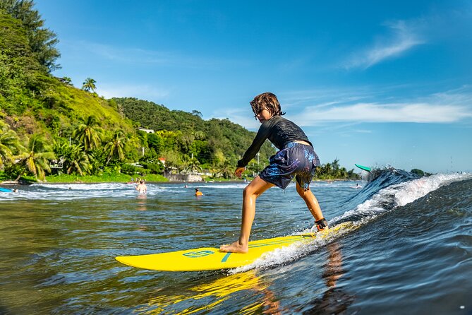 Group Guided Surfing Lesson in Tahiti - Starting with a Tahiti beach lesson