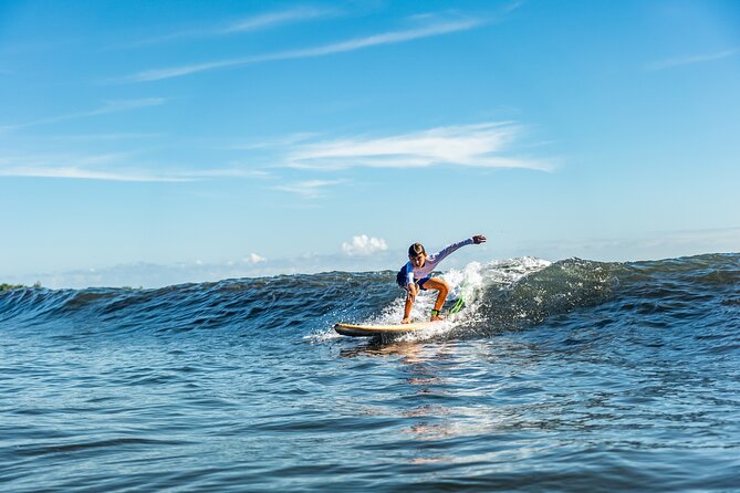 Group Guided Surfing Lesson in Tahiti - What the pickup and small group add