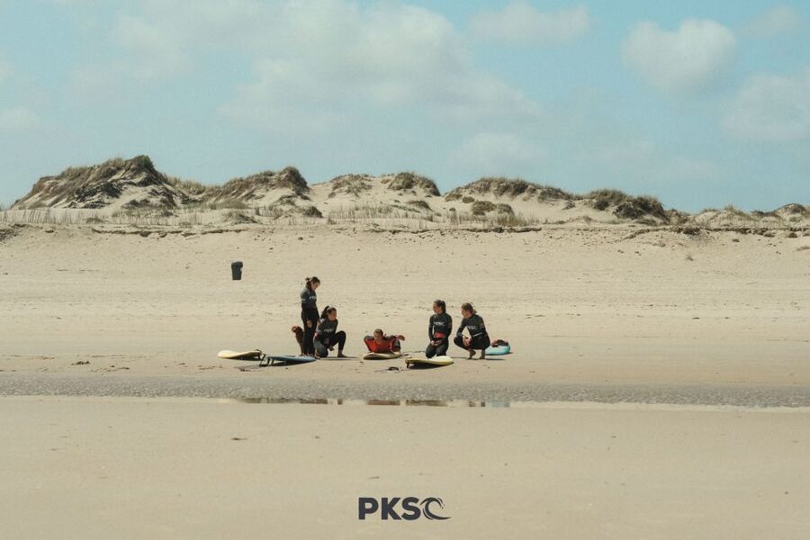 Group Surf Class in Peniche with PKSC - Who will get the most from this class