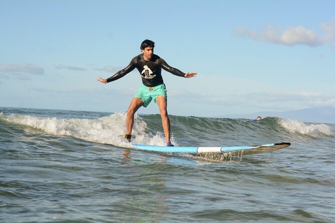 Group Surf Lesson at Kalama Beach in Kihei - The short land lesson makes the water time safer