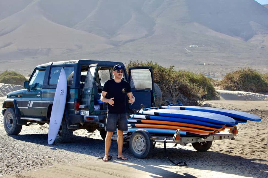 Group surf lessons in Lanzarote, learn with a local team - Why Lanzarote is a fine place to start surfing