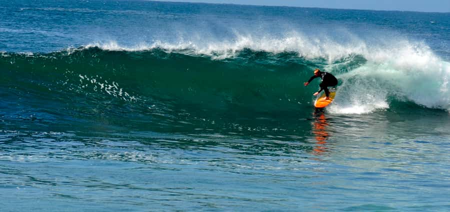 Guided Surfing Tour to Essaouira from Marrakech - Leaving Marrakech at 8:00 am
