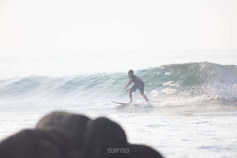 Huatulco: Surf Lesson with surf instructor. All Levels - Who will enjoy this lesson most?