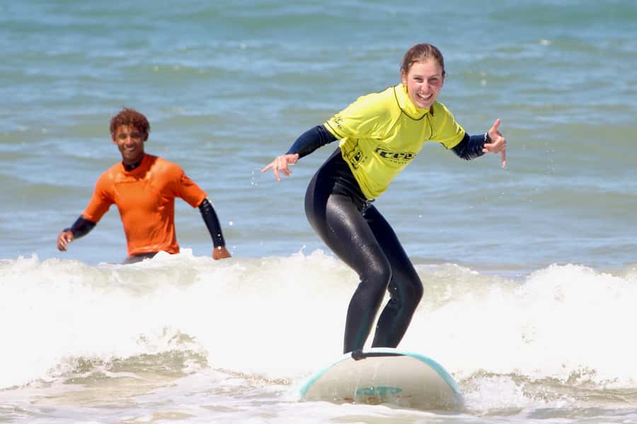 Jeffreys Bay: Learn to Surf Group Lesson - Waist-deep water and the first real attempts