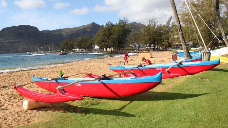 Kauai: Outrigger Canoe Surfing - Catching three or four waves with a guide