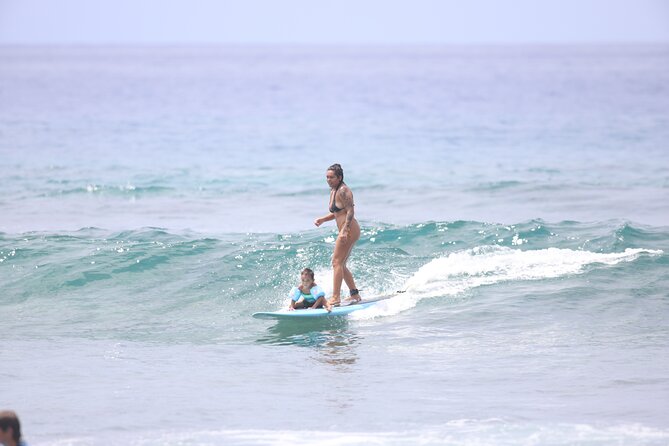 Kona Surf Lesson in Kahaluu - Arriving at Kahaluu Beach Park